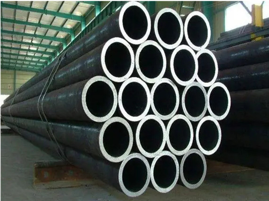 Stal wysokociśnieniowa AISI / SATM A355 P91 Rury bez szwu OD 18 "Sch80