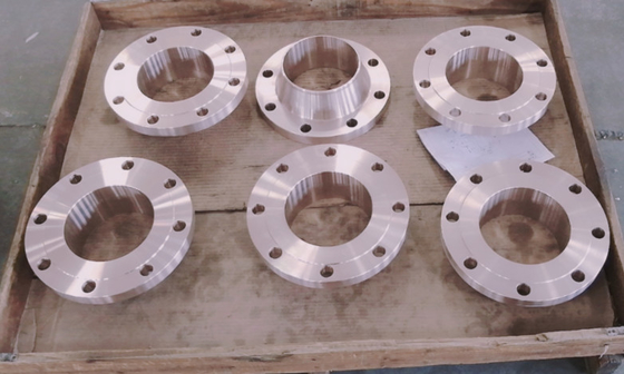 Kołnierze ze stali stopowej Długie WN FF ASME B16.5 150 # WT 2,5 Mm 2 "Cuni 9010
