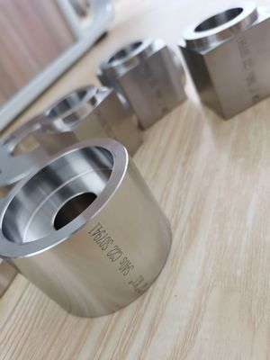 B564 N08811 Kute spawane ze stali nierdzewnej 9000# złączki rurowe