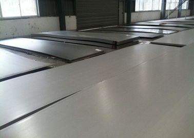 Wytrzymałość Płyty stalowe walcowane na zimno Typ 3-8 ton Waga Białe wykończenie dla różnych potrzeb produkcyjnych