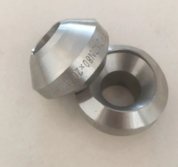 Butt Weldolet Alloy 200 ASTM / UNS N02200 Kute łączniki rurowe 12 "x 4"