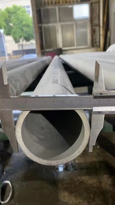 Rura bezszwowa Super Duplex PE 8 