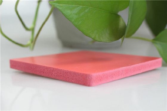 Kolorowe wysokiej klasy płyty akrylowe przezroczyste szpitale banki szkoły używane 2mm A4 odlew polerowany akryl holograficzny pleksi