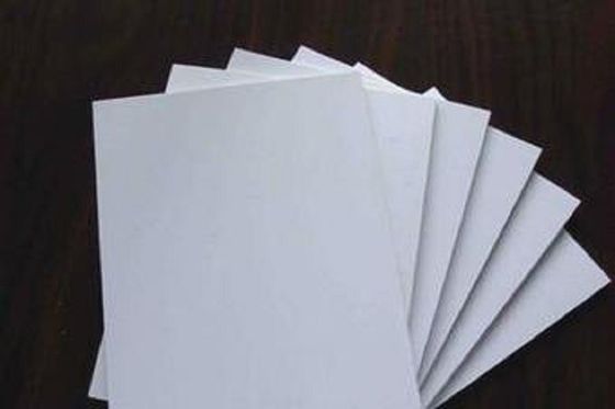 Bezbarwna płyta akrylowa A4 polerowana pleksi PMMA Lucite